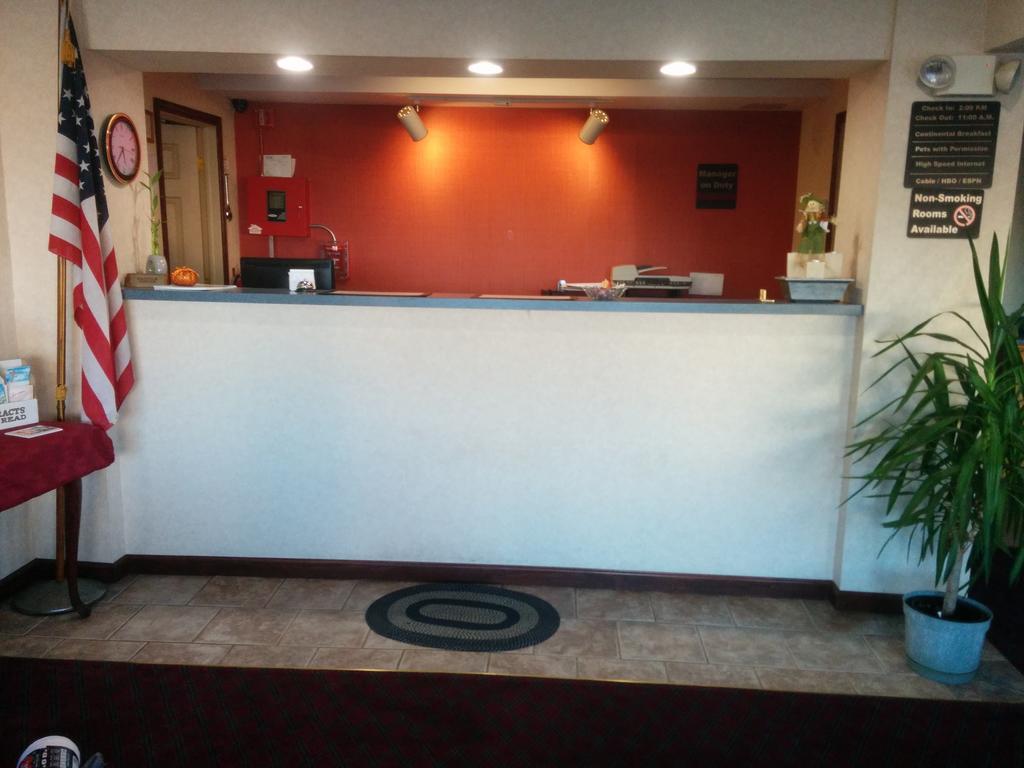 Budget Inn- Troy Экстерьер фото